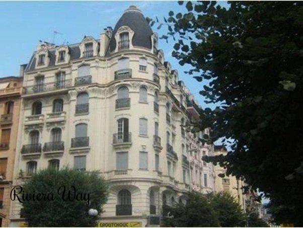 4 room apartment in Liberation, 99 m², photo #1, listing #106230348