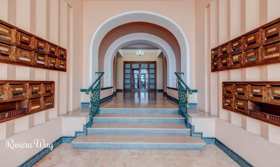 Apartment in Promenade des Anglais, 92 m², photo #9, listing #104800122