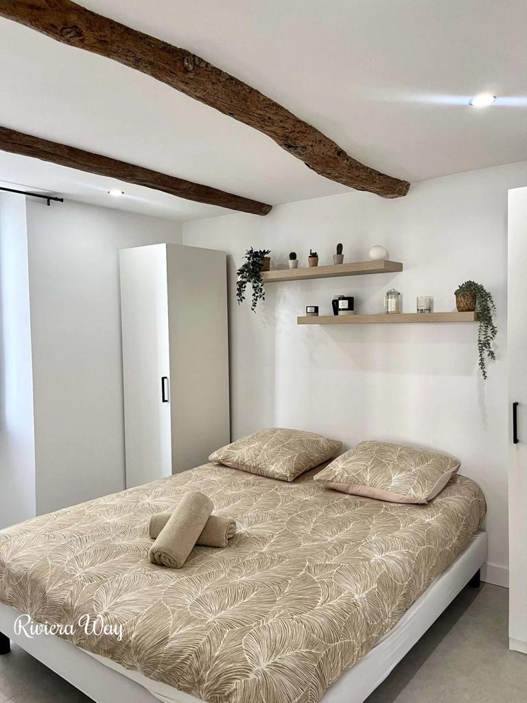 3 room apartment in Antibes, photo #5, listing #103435458