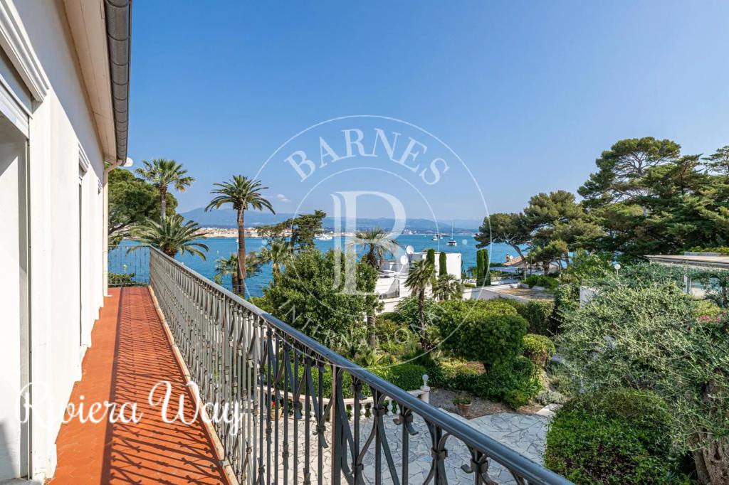 6 room villa in Cap d'Antibes, photo #8, listing #95214042