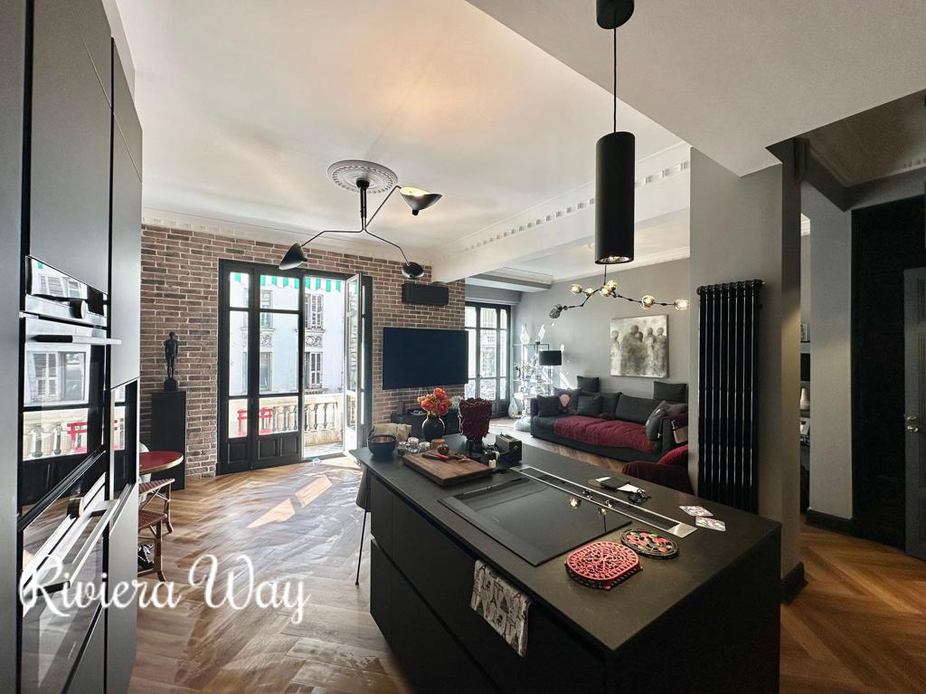 3 room apartment in Nice, 98 m², photo #2, listing #106035384