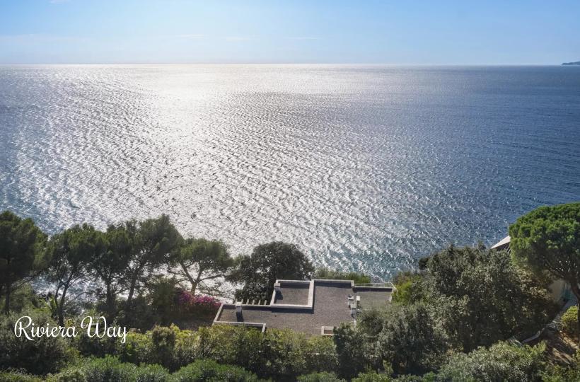 Villa in La Croix-Valmer, 200 m², photo #8, listing #104697558