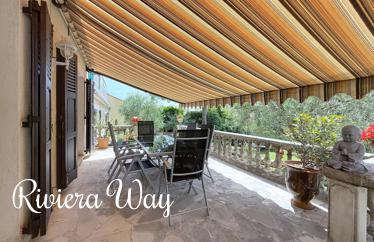 5 room apartment in Cannes