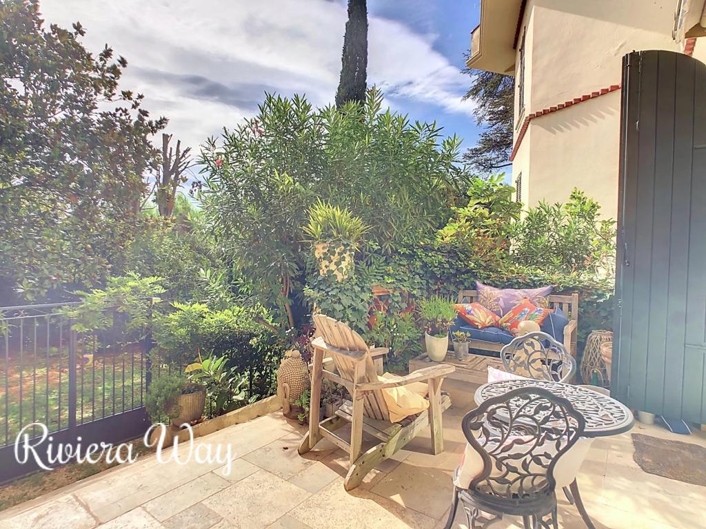 4 room apartment in Cannes, photo #10, listing #103766502