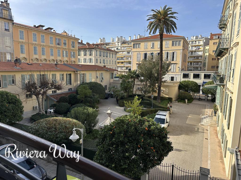3 room apartment in Le Carré d'Or, 67 m², photo #1, listing #105969276