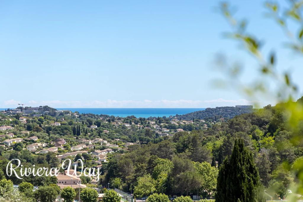 9 room villa in La Colle-sur-Loup, photo #10, listing #103221636