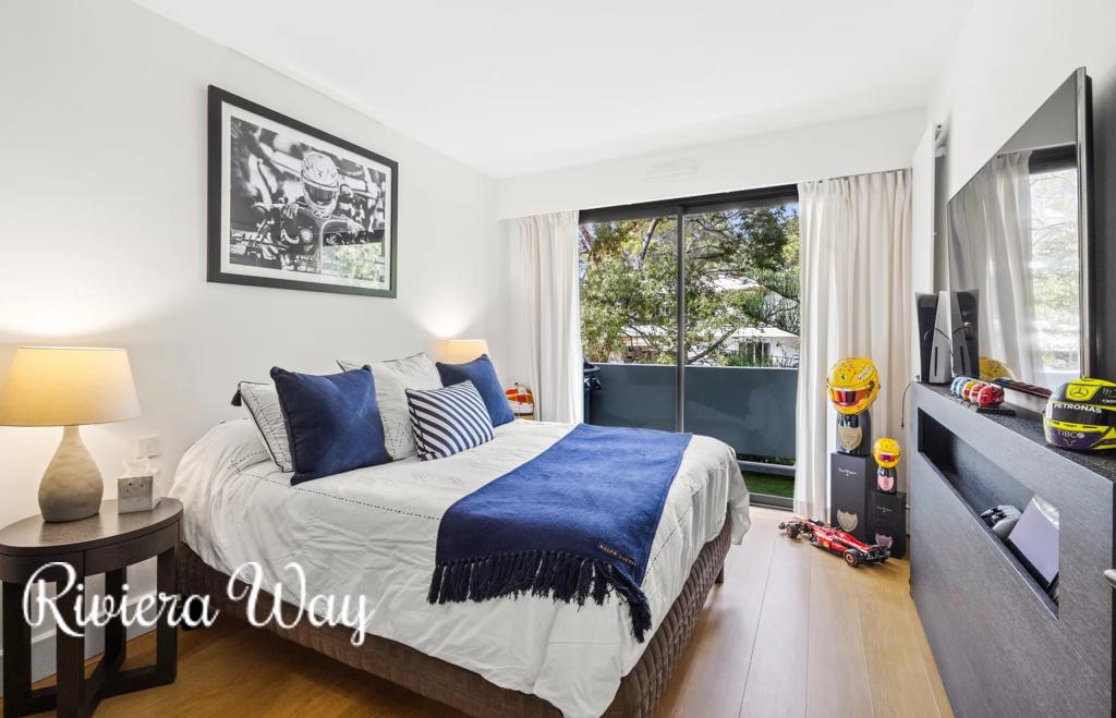 4 room apartment in Cannes, photo #8, listing #107225664