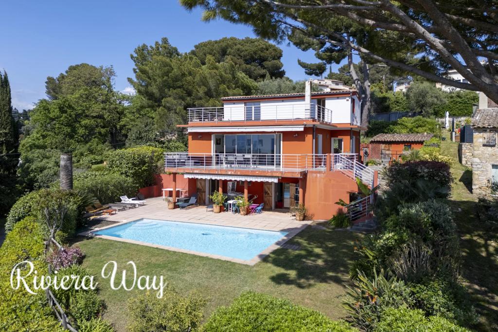 6 room villa in Cannes, photo #4, listing #102921420