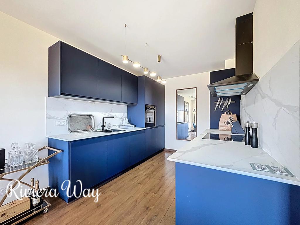 5 room apartment in Le Cannet, photo #4, listing #102973500