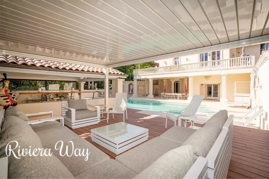12 room villa in Cannes, photo #6, listing #102860058