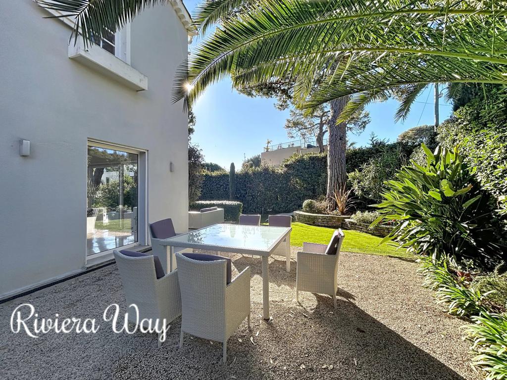 7 room villa in Cap d'Antibes, photo #8, listing #105534912