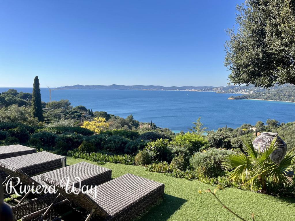 7 room villa in Le Lavandou, photo #3, listing #93447690