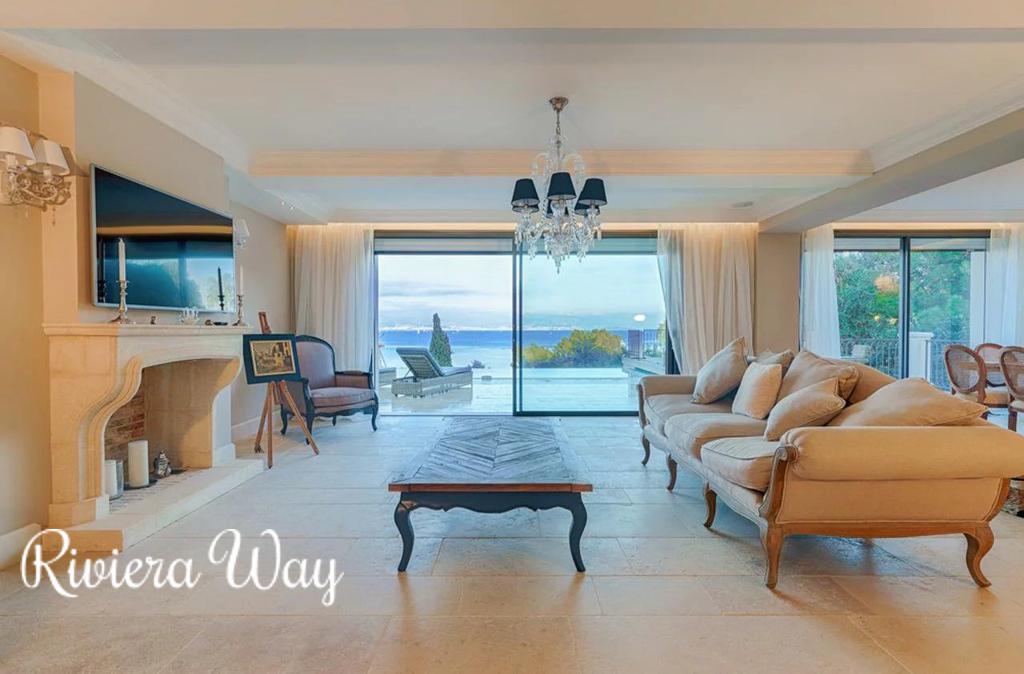 7 room villa in Cap d'Antibes, photo #5, listing #106514898