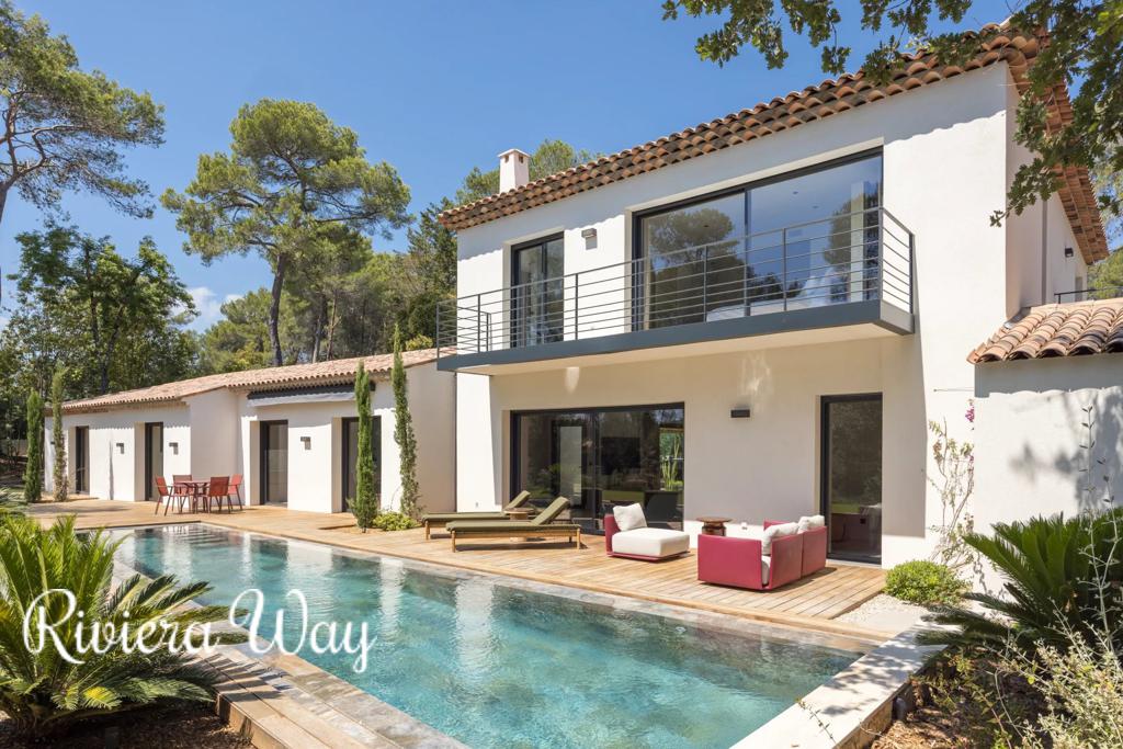 Villa in Mougins, photo #3, listing #106680042