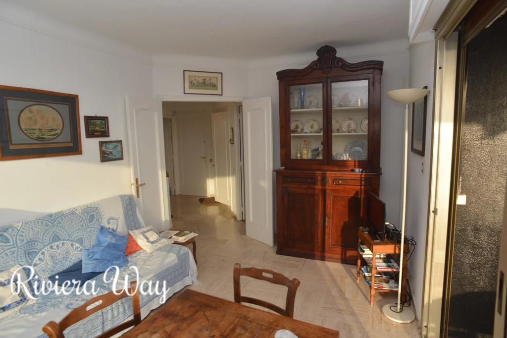 6 room apartment in Menton, 80 m², photo #2, listing #103066278