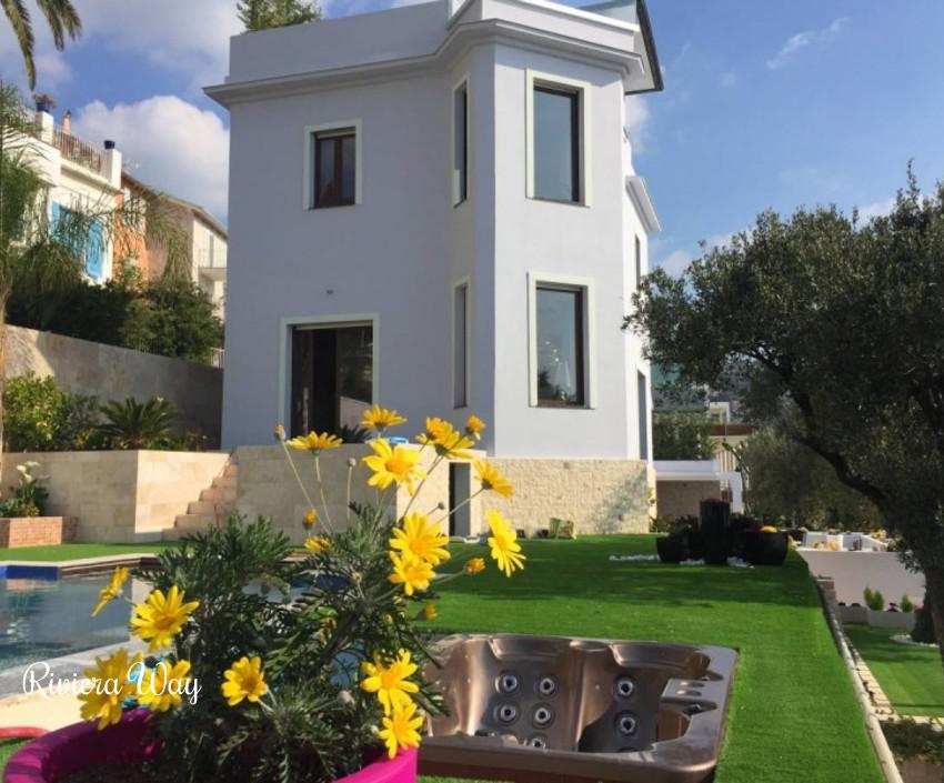 Villa in Roquebrune — Cap Martin, 400 m², photo #1, listing #70404810