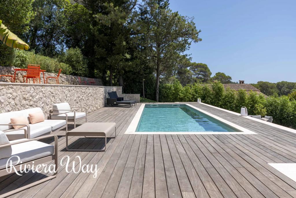 7 room villa in Mougins, photo #4, listing #103477668