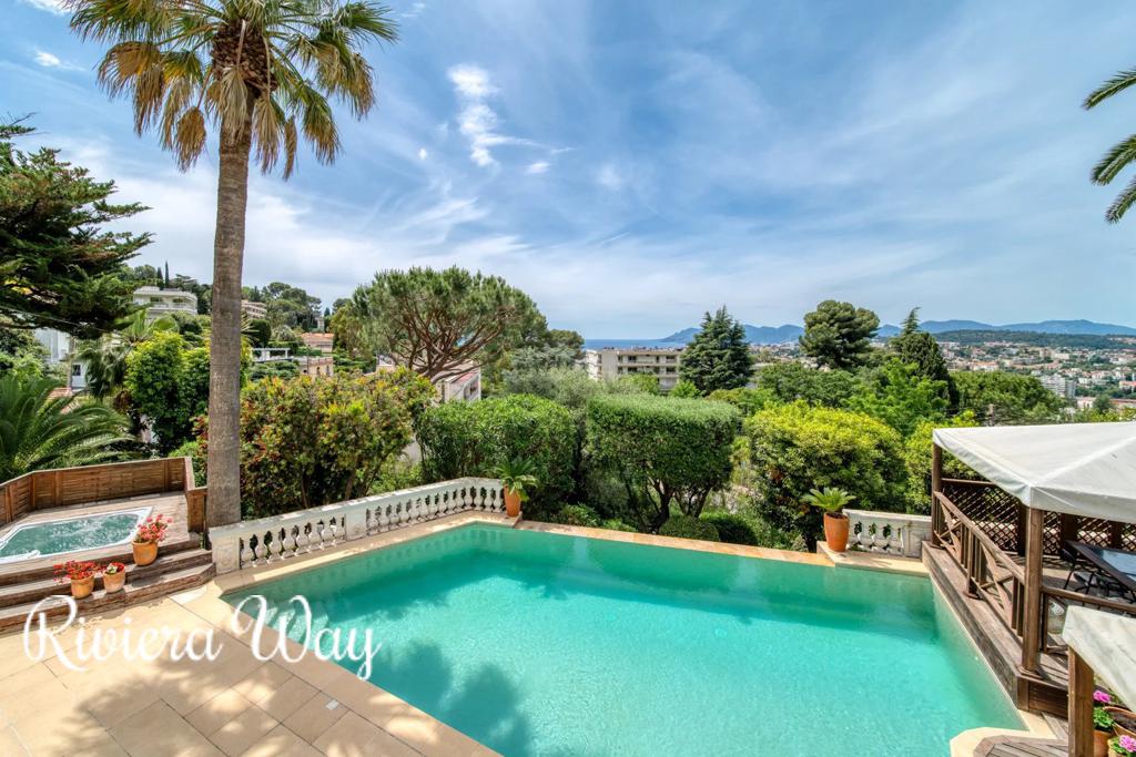 6 room villa in Le Cannet, photo #5, listing #106471470
