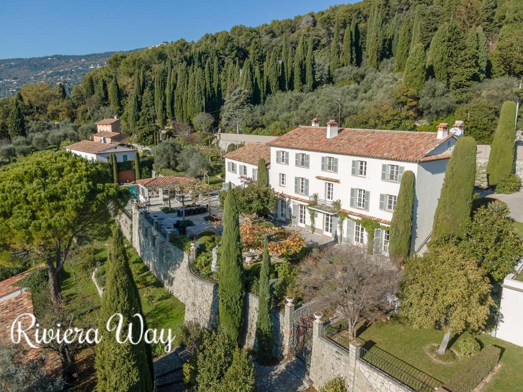 20 room villa in Grasse, photo #3, listing #86854320