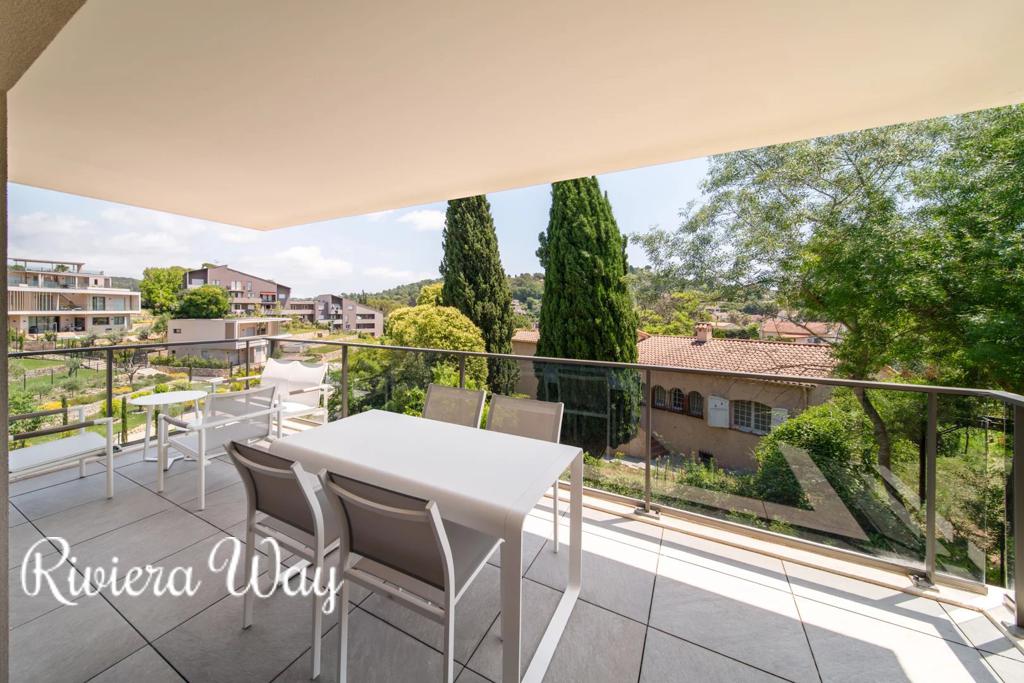 4 room penthouse in Mougins, photo #3, listing #106515906