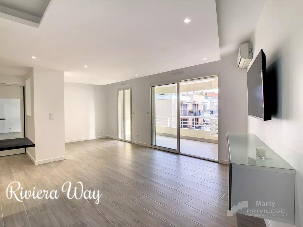 1 room apartment in Port Palm Beach, photo #2, listing #92051148