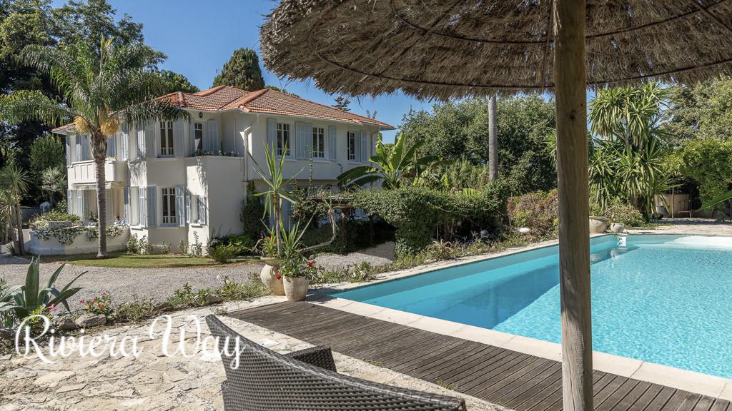 8 room villa in Cap d'Antibes, photo #2, listing #79594116