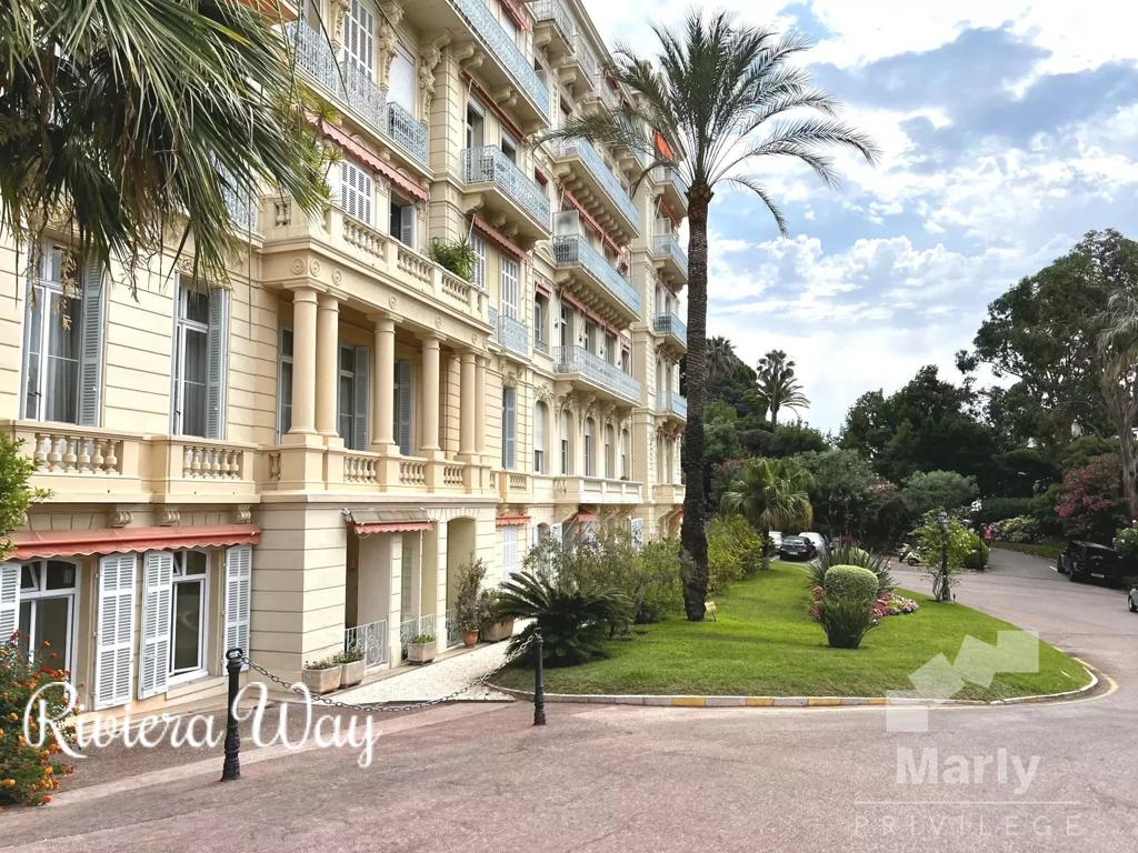 3 room apartment in Cannes, photo #2, listing #100162650