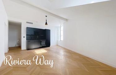 2 room apartment in Nice