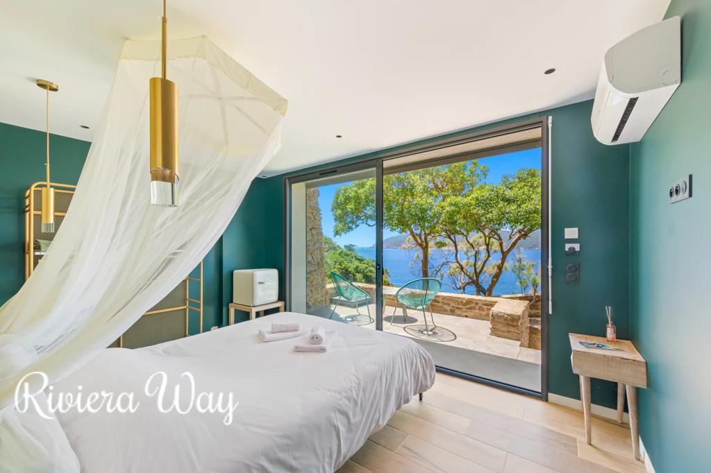 14 room villa in Hyères, photo #5, listing #106534554