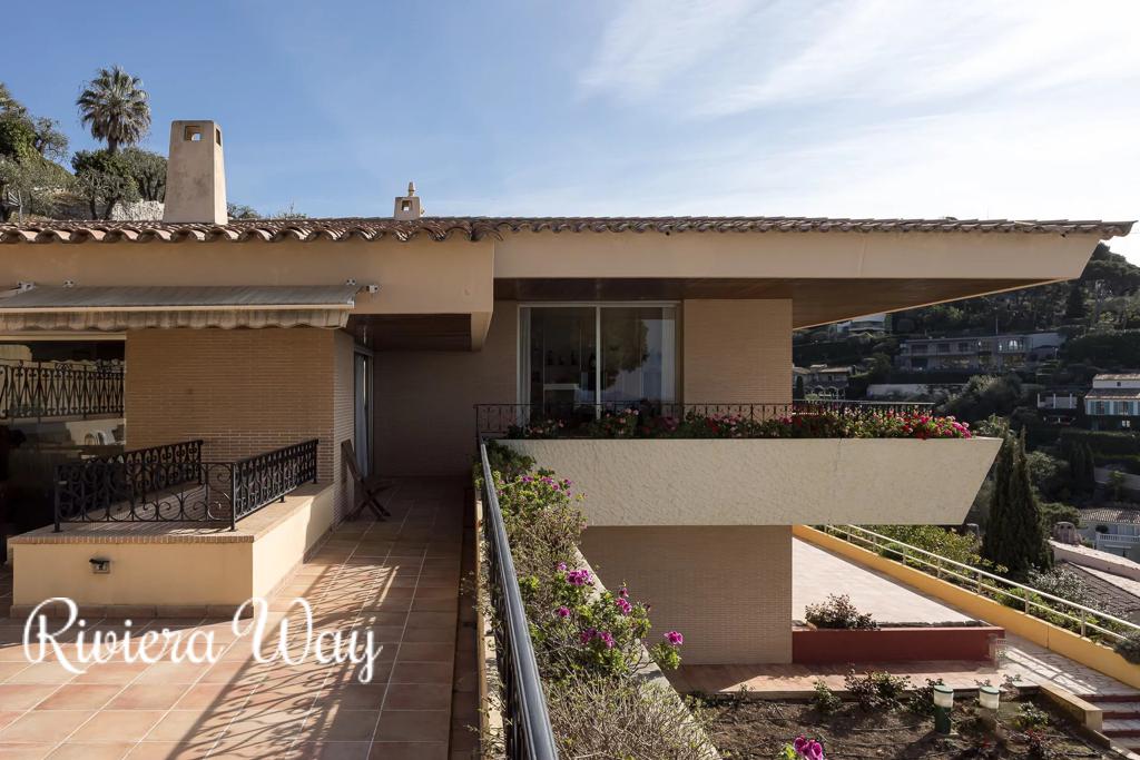 Villa in Villefranche-sur-Mer, photo #9, listing #102866148
