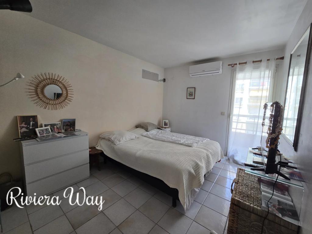 3 room apartment in Juan-les-Pins, photo #5, listing #103480608