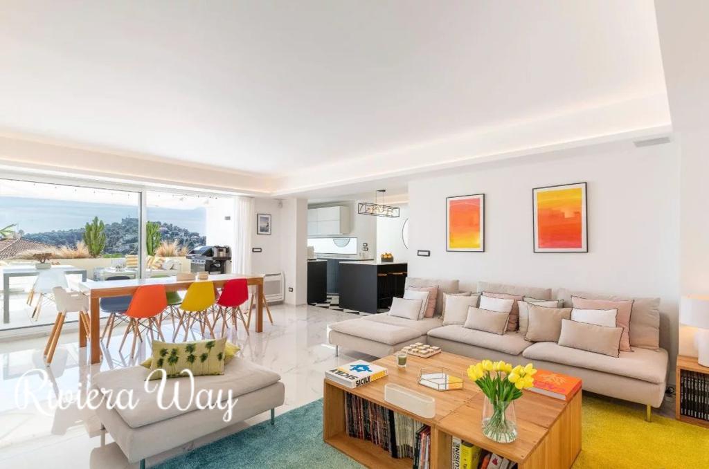 5 room apartment in Villefranche-sur-Mer, photo #2, listing #103229028