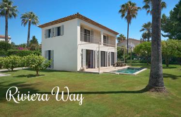 5 room villa in Antibes