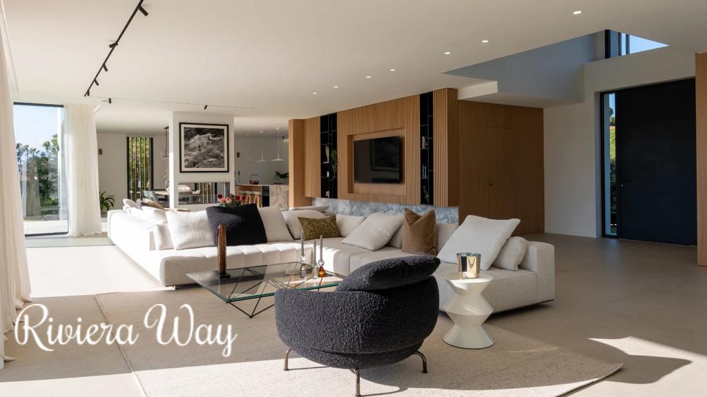 9 room villa in Cap d'Antibes, photo #7, listing #106466010