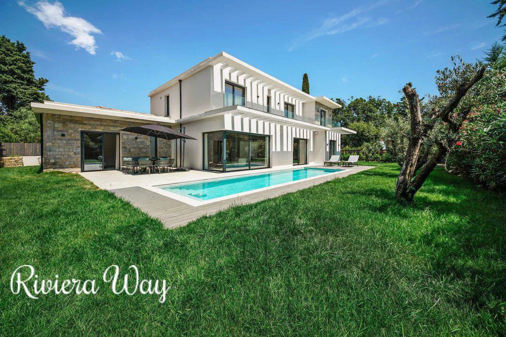 Villa in Mougins, 400 m², photo #1, listing #104271594