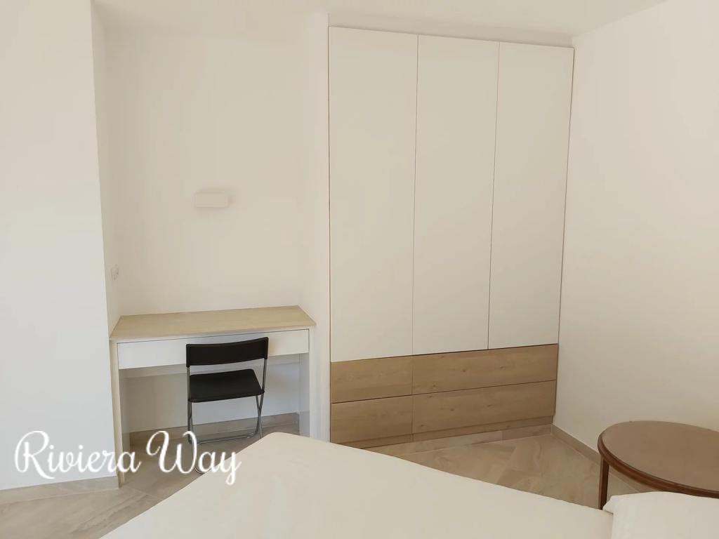 2 room apartment in Port Palm Beach, photo #5, listing #106038450
