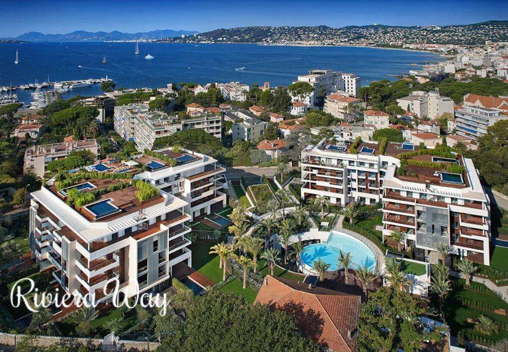 4 room apartment in Cap d'Antibes, photo #10, listing #91866390