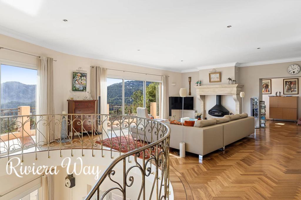 5 room villa in Mandelieu-la-Napoule, photo #10, listing #84943992