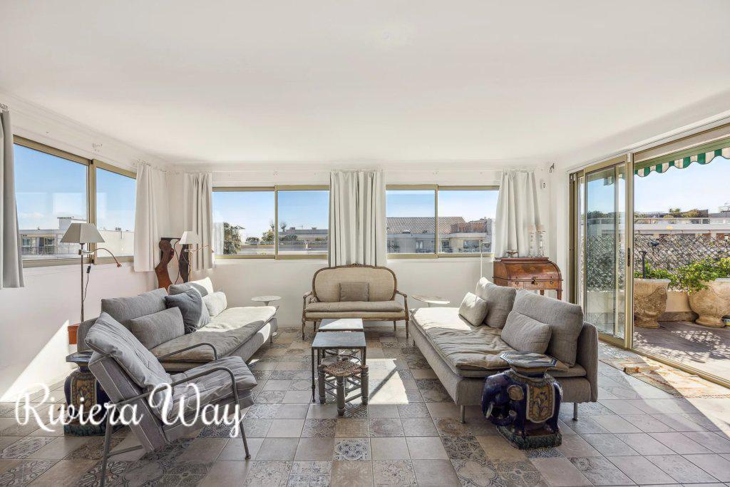 5 room penthouse in Cannes, 293 m², photo #1, listing #103219536