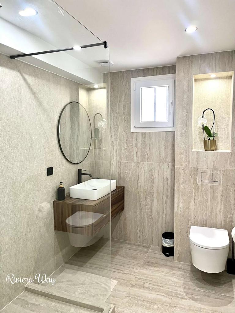 3 room apartment in Antibes, photo #10, listing #103435458