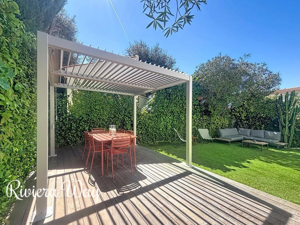 4 room villa in Cap d'Antibes, photo #2, listing #106010688