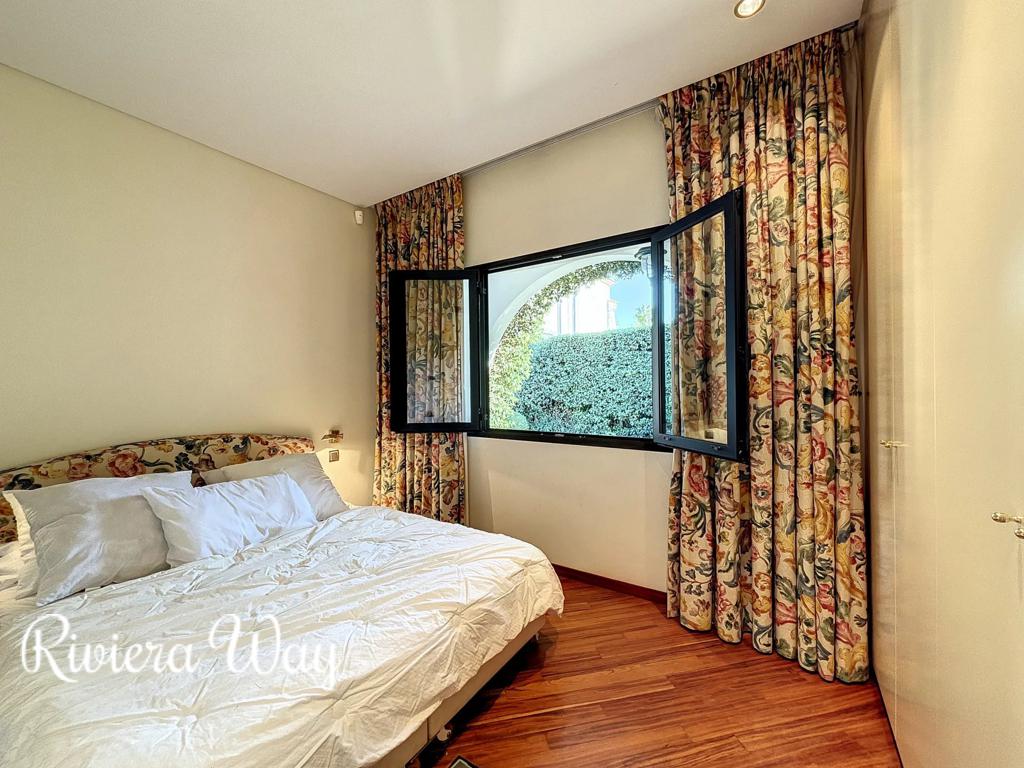 5 room villa in Cap d'Antibes, photo #6, listing #95835768