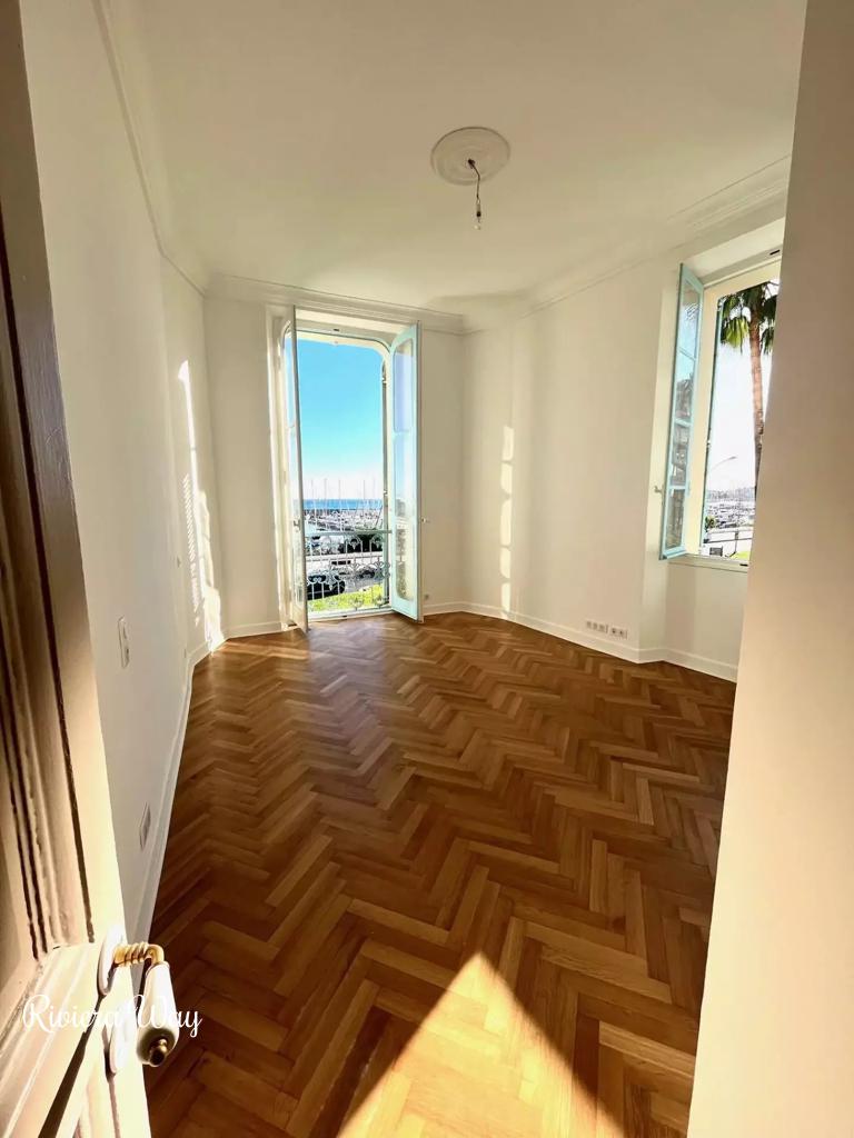 3 room apartment in Menton, photo #10, listing #99596994