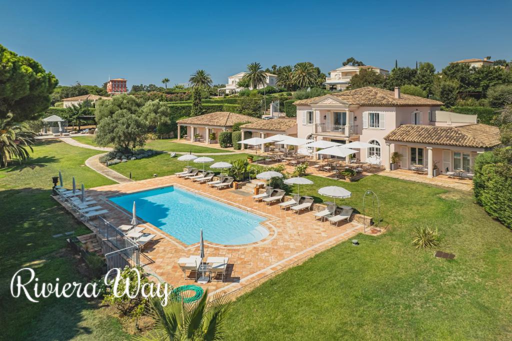 16 room villa in Grimaud, photo #5, listing #104480880