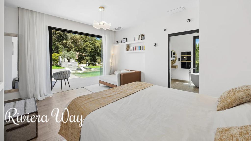 8 room villa in Roquefort-les-Pins, photo #8, listing #106276338