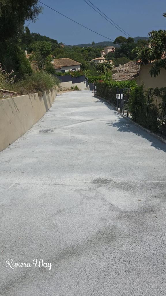Development land in Mougins, photo #2, listing #99644160