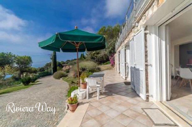 Villa in Èze, 218 m², photo #4, listing #104372772