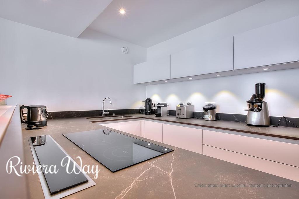 4 room apartment in Boulevard de la Croisette, 121 m², photo #10, listing #94405374