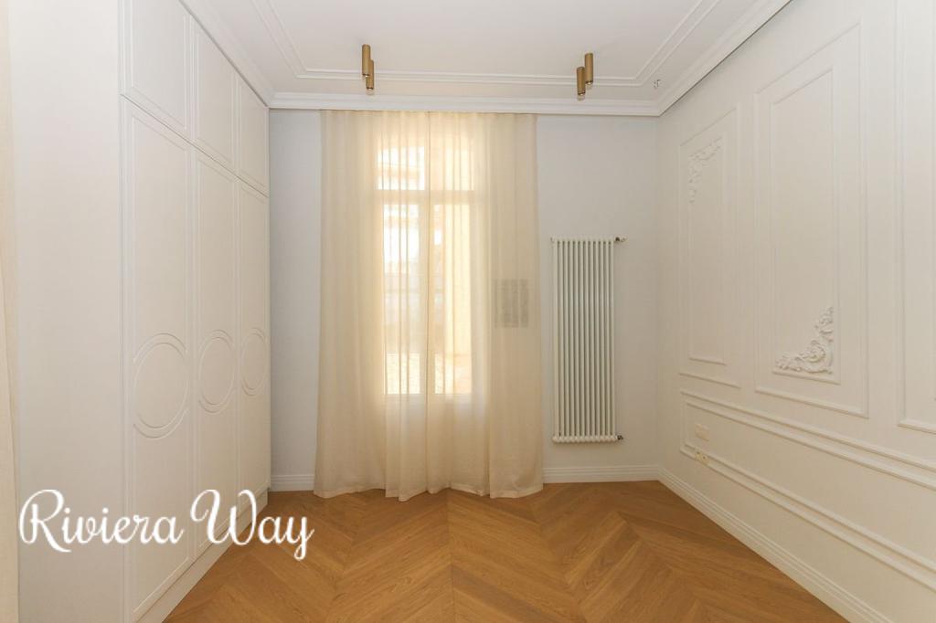 5 room apartment in Cap d'Ail, 148 m², photo #1, listing #104750688