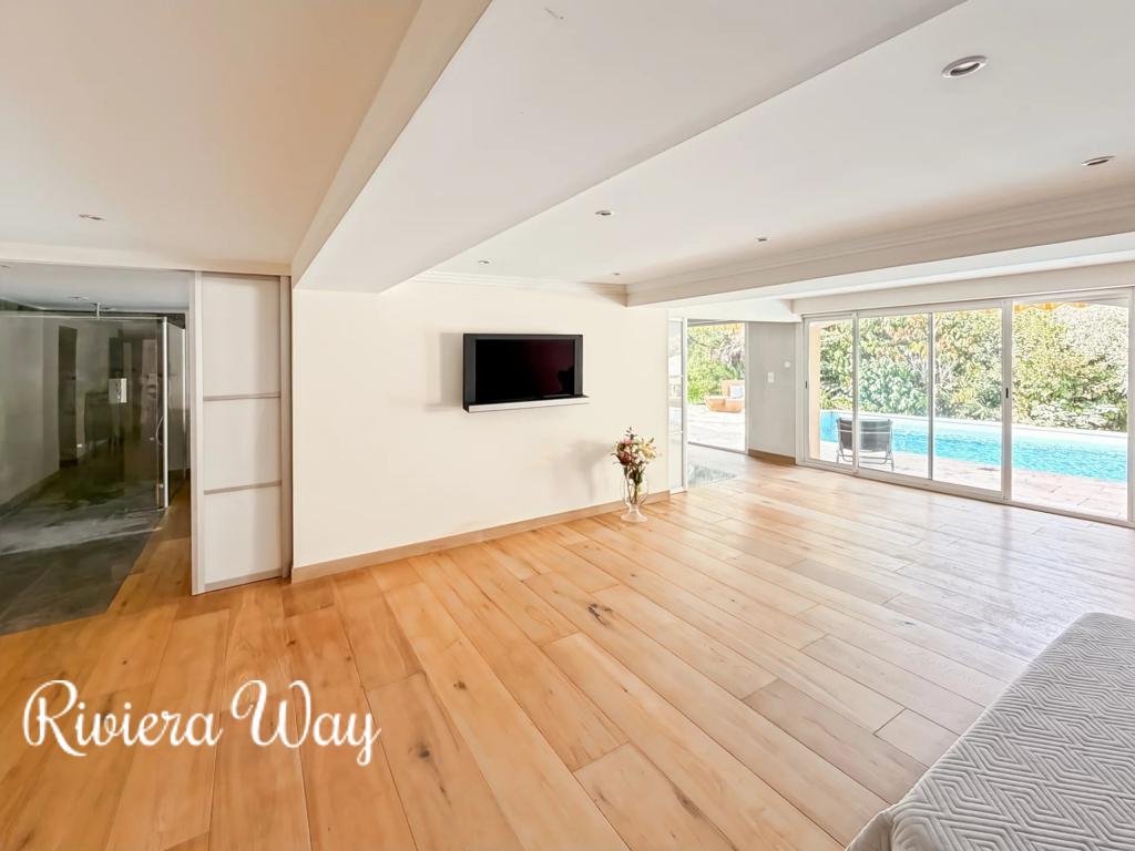 7 room villa in Roquefort-les-Pins, photo #7, listing #107121966